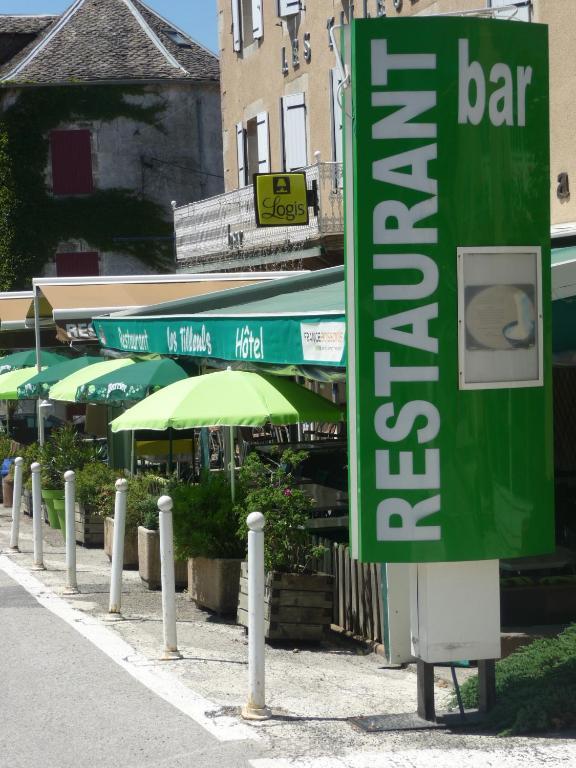 Hotel Les Tilleuls De Pareloup A Salles-Curan Buitenkant foto